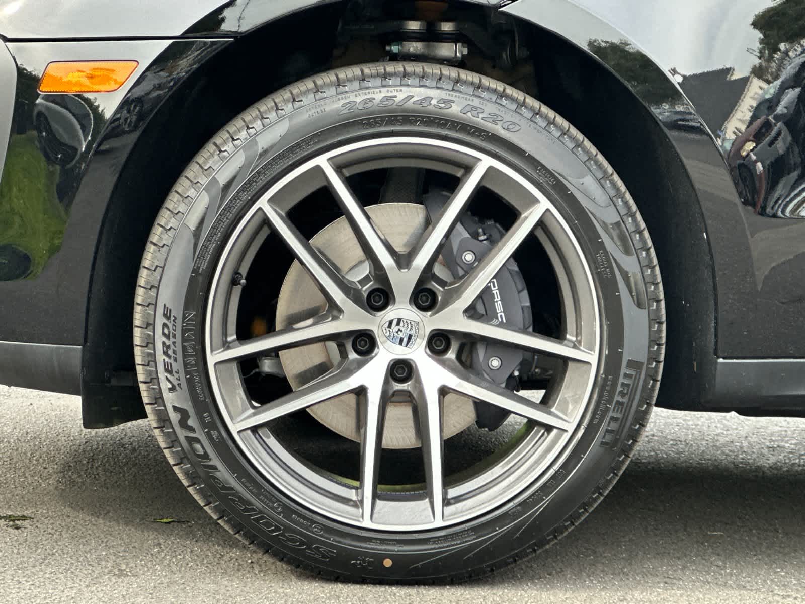 Thumbnail: 2026 Porsche Macan - 30