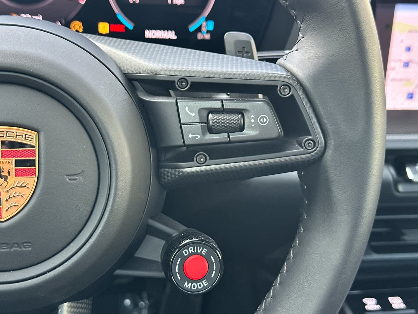 Thumbnail: 2025 Porsche 911 - 25