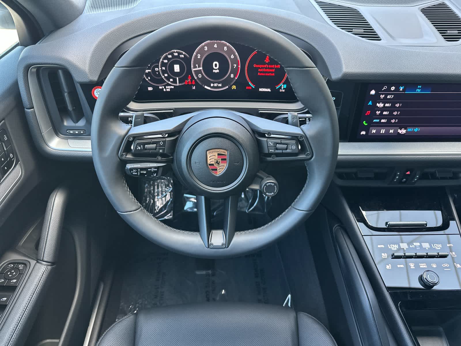 Thumbnail: 2026 Porsche Cayenne - 15
