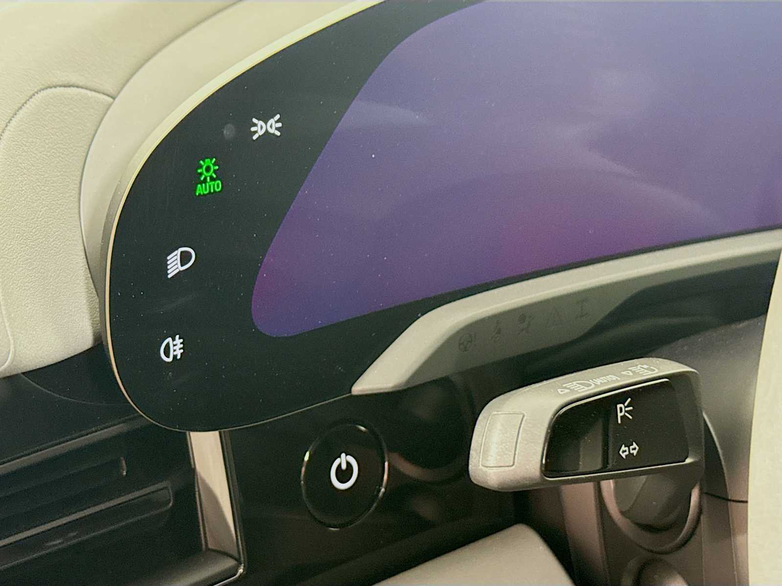 Thumbnail: 2021 Porsche Taycan - 11