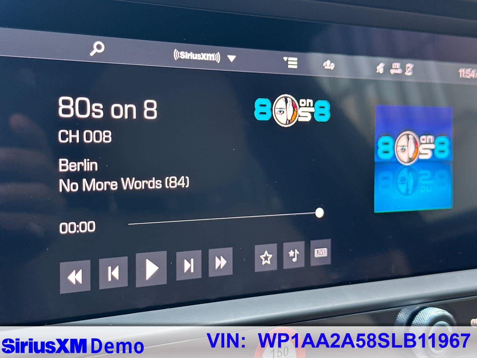 Thumbnail: 2025 Porsche Macan - 32