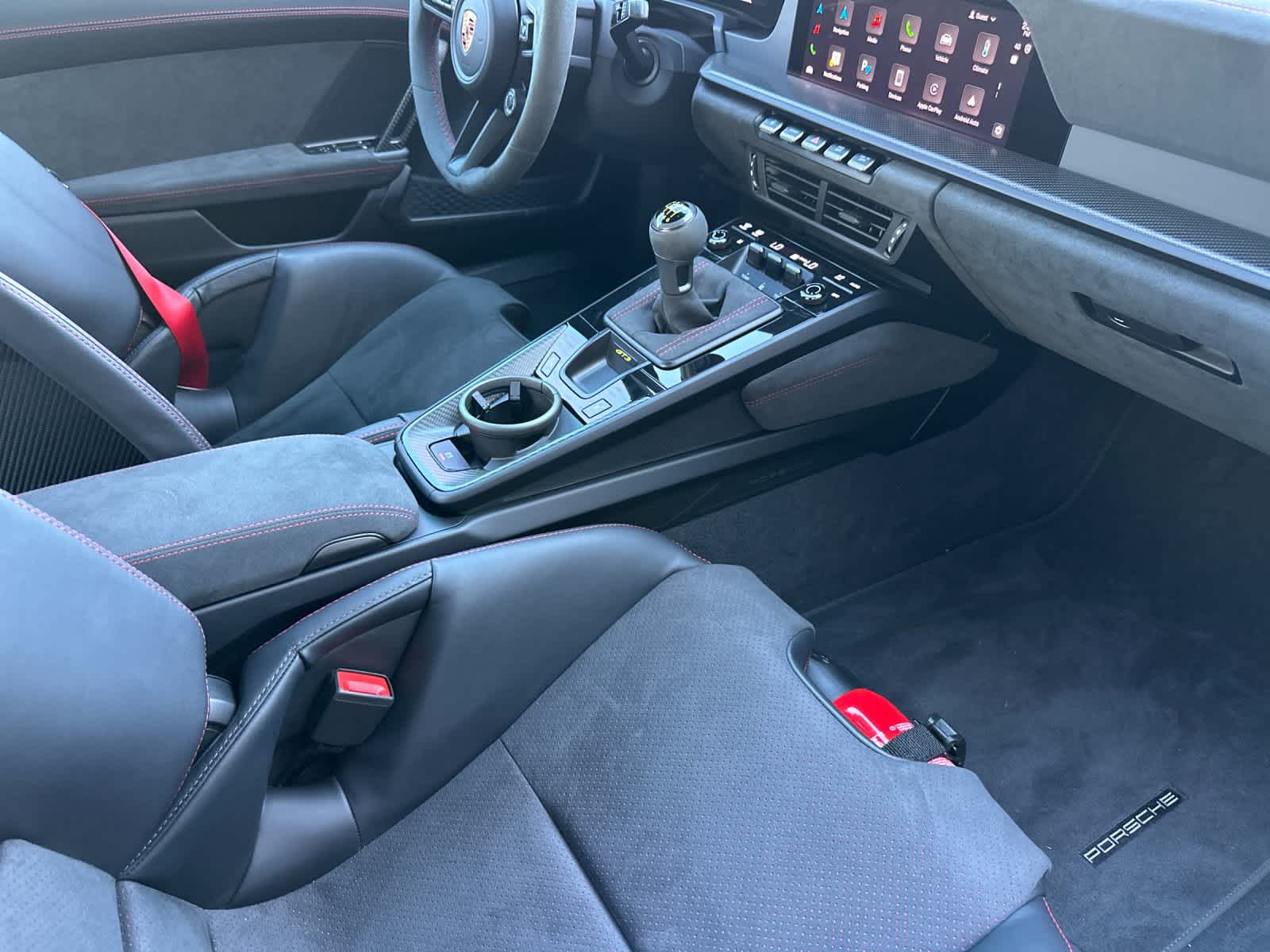 Thumbnail: 2025 Porsche 911 - 13