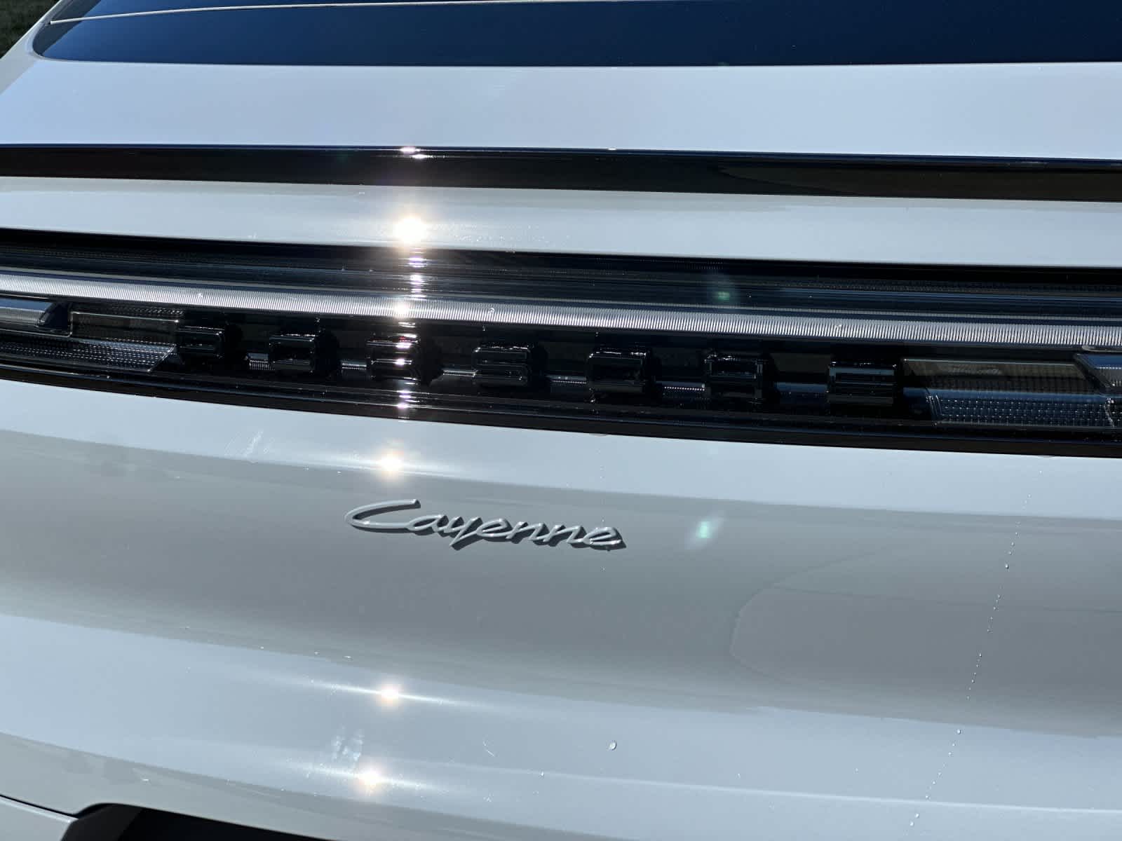 Thumbnail: 2026 Porsche Cayenne - 33