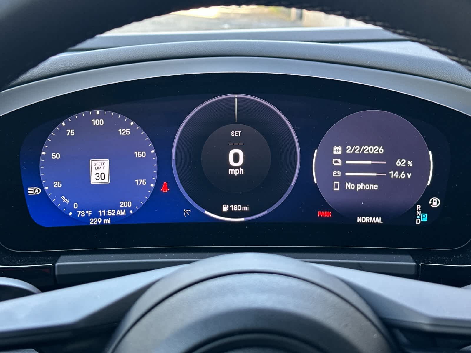 Thumbnail: 2025 Porsche Macan - 30