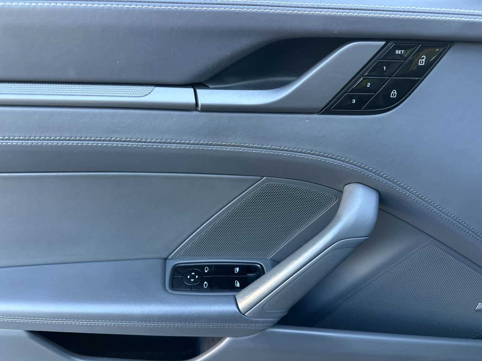 Thumbnail: 2020 Porsche 911 - 11