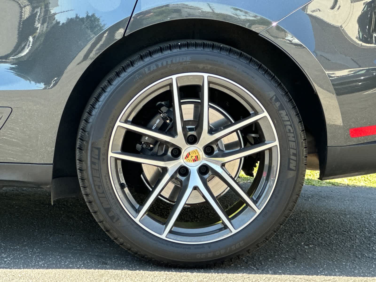 Thumbnail: 2025 Porsche Macan - 31