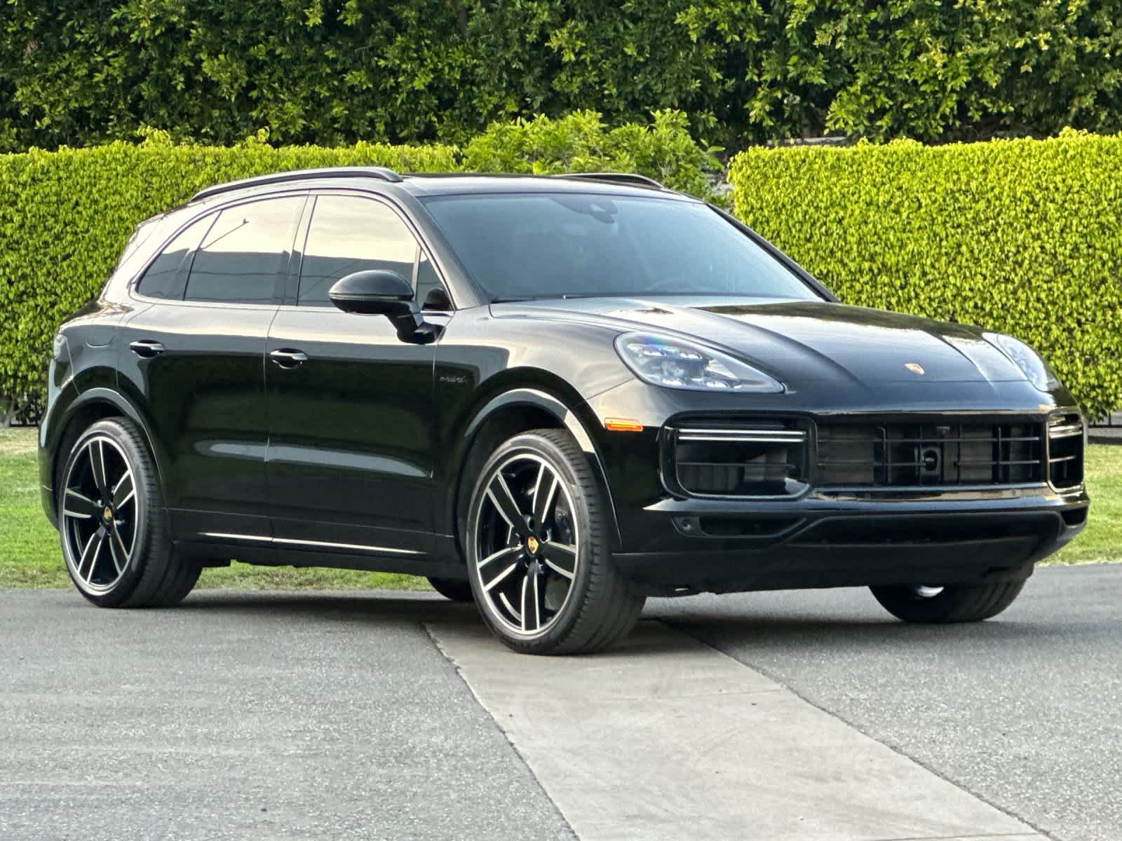 Thumbnail: 2023 Porsche Cayenne - 10