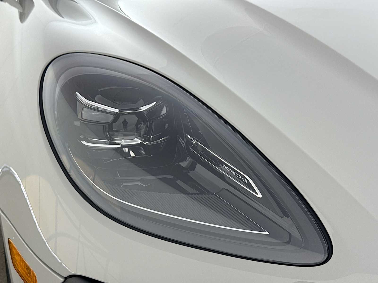 Thumbnail: 2026 Porsche Macan - 28