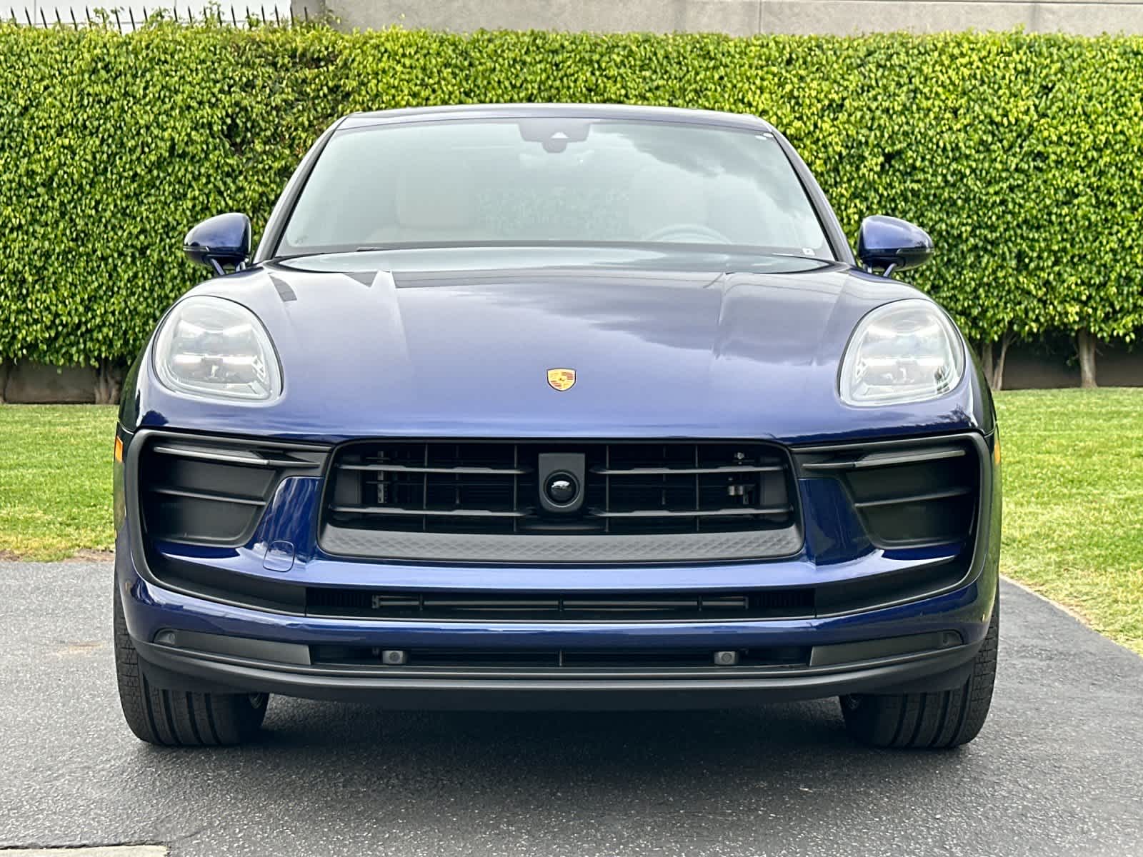 Thumbnail: 2026 Porsche Macan - 11