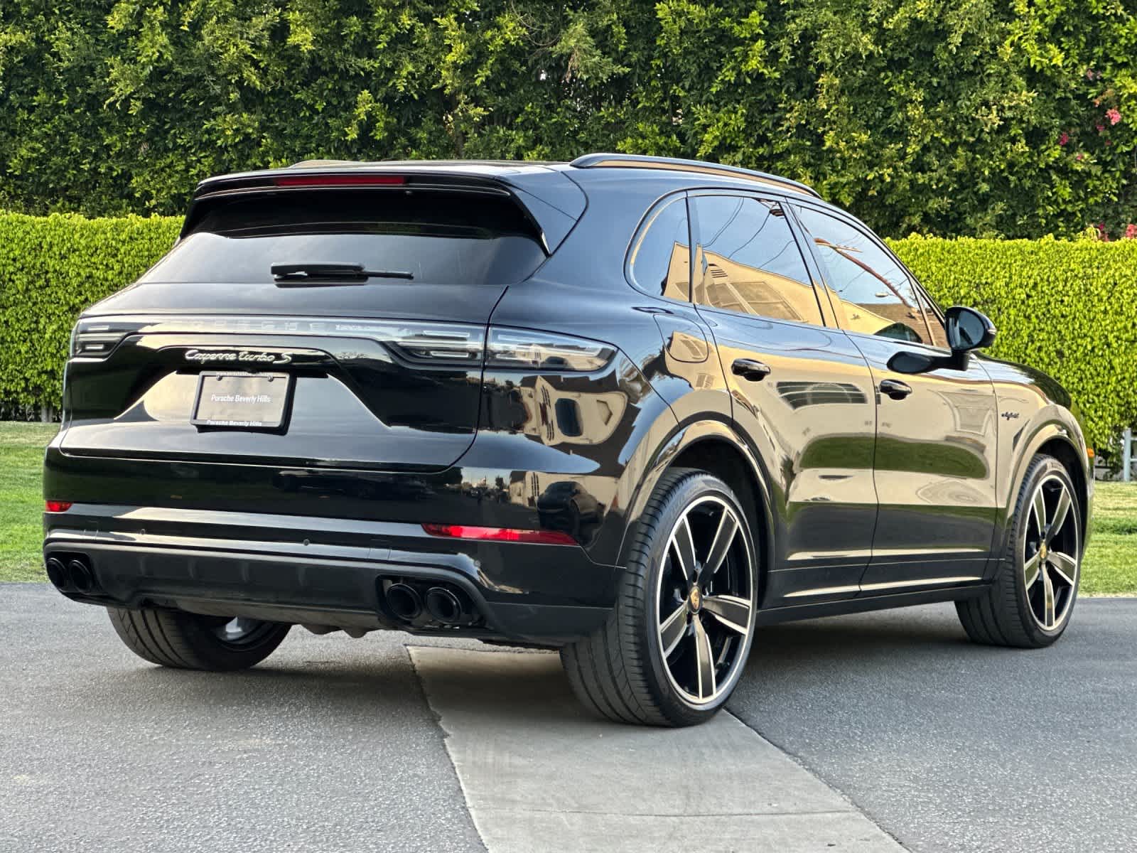 Thumbnail: 2023 Porsche Cayenne - 8