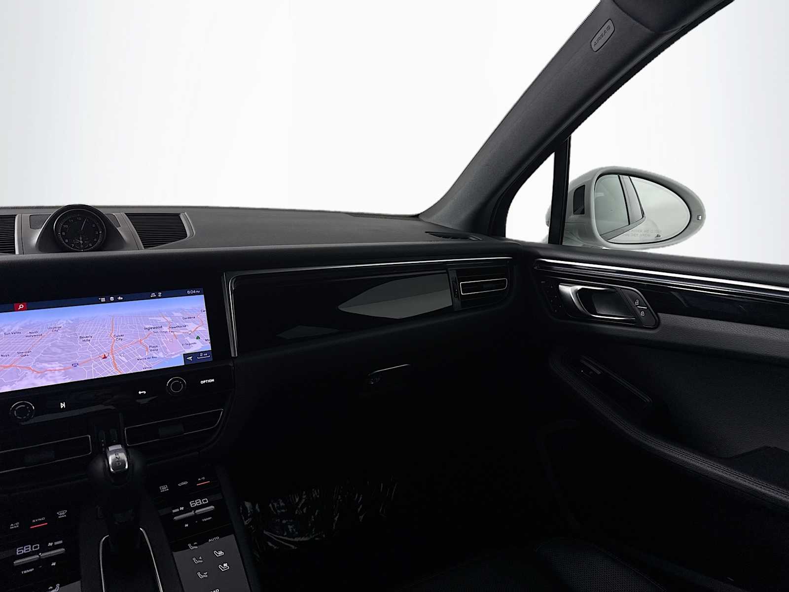 Thumbnail: 2024 Porsche Macan - 20