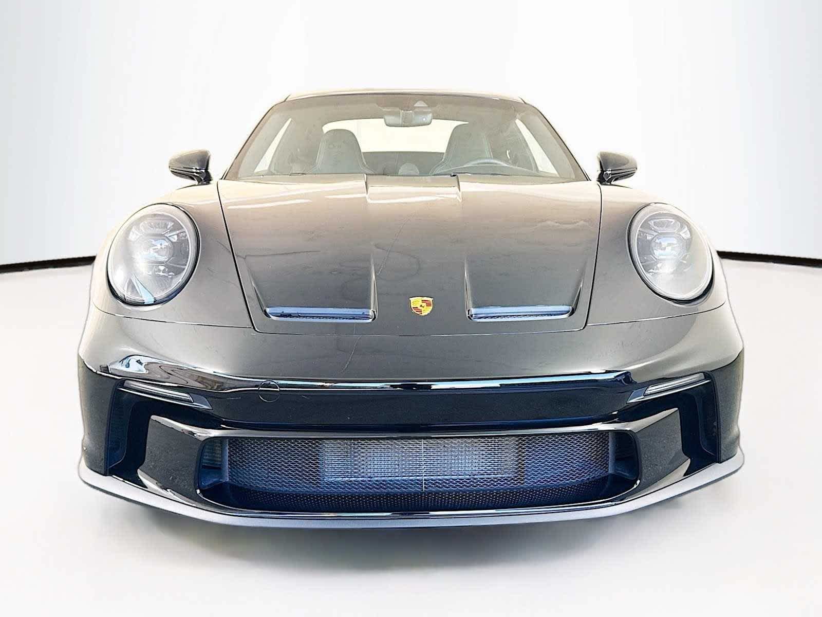 Thumbnail: 2022 Porsche 911 - 6