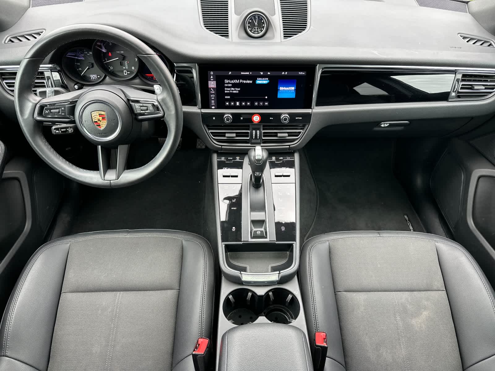 Thumbnail: 2025 Porsche Macan - 6