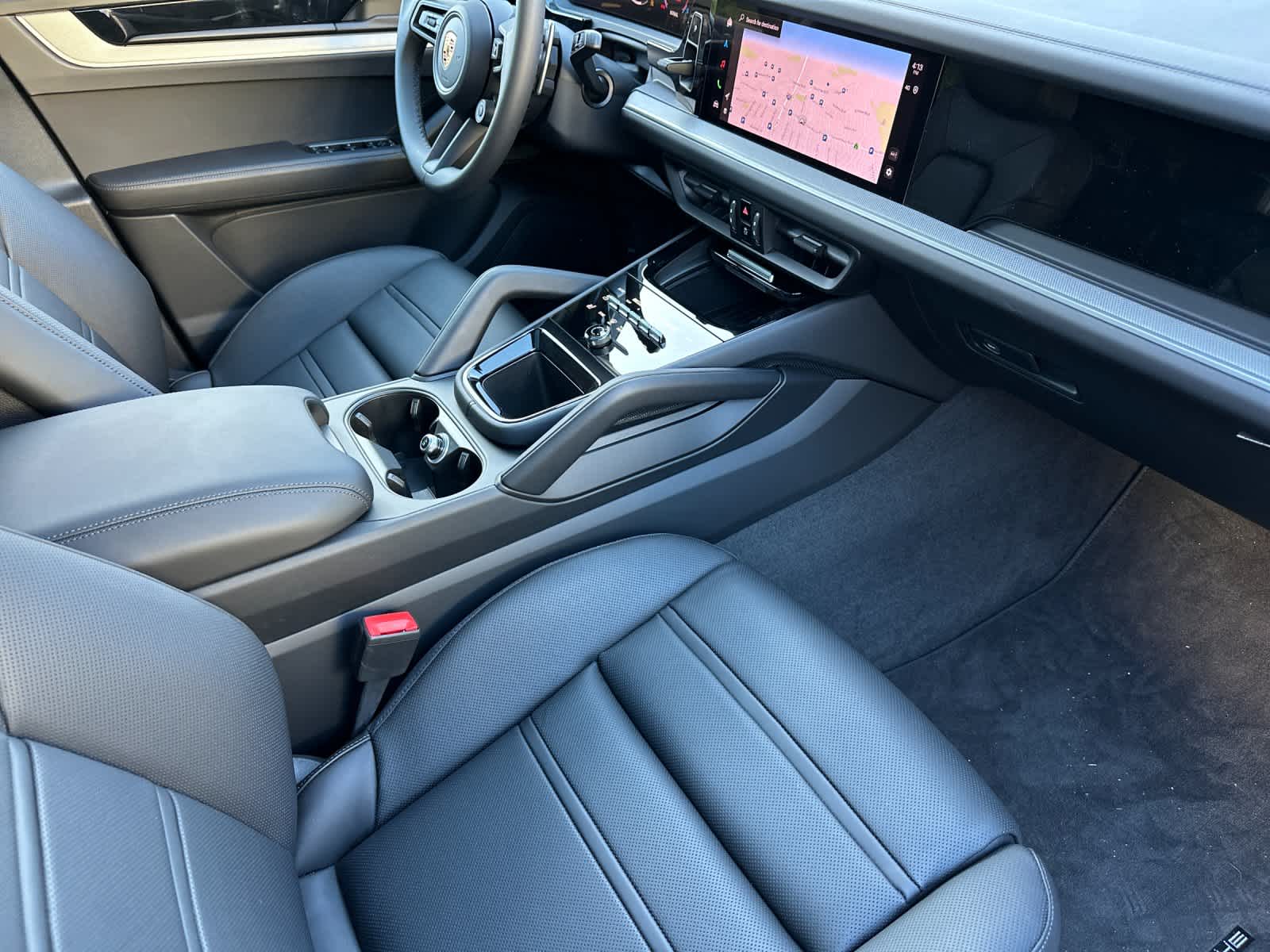 Thumbnail: 2025 Porsche Cayenne - 17