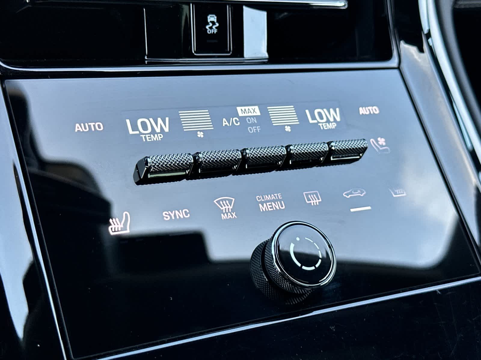 Thumbnail: 2024 Porsche Panamera - 23