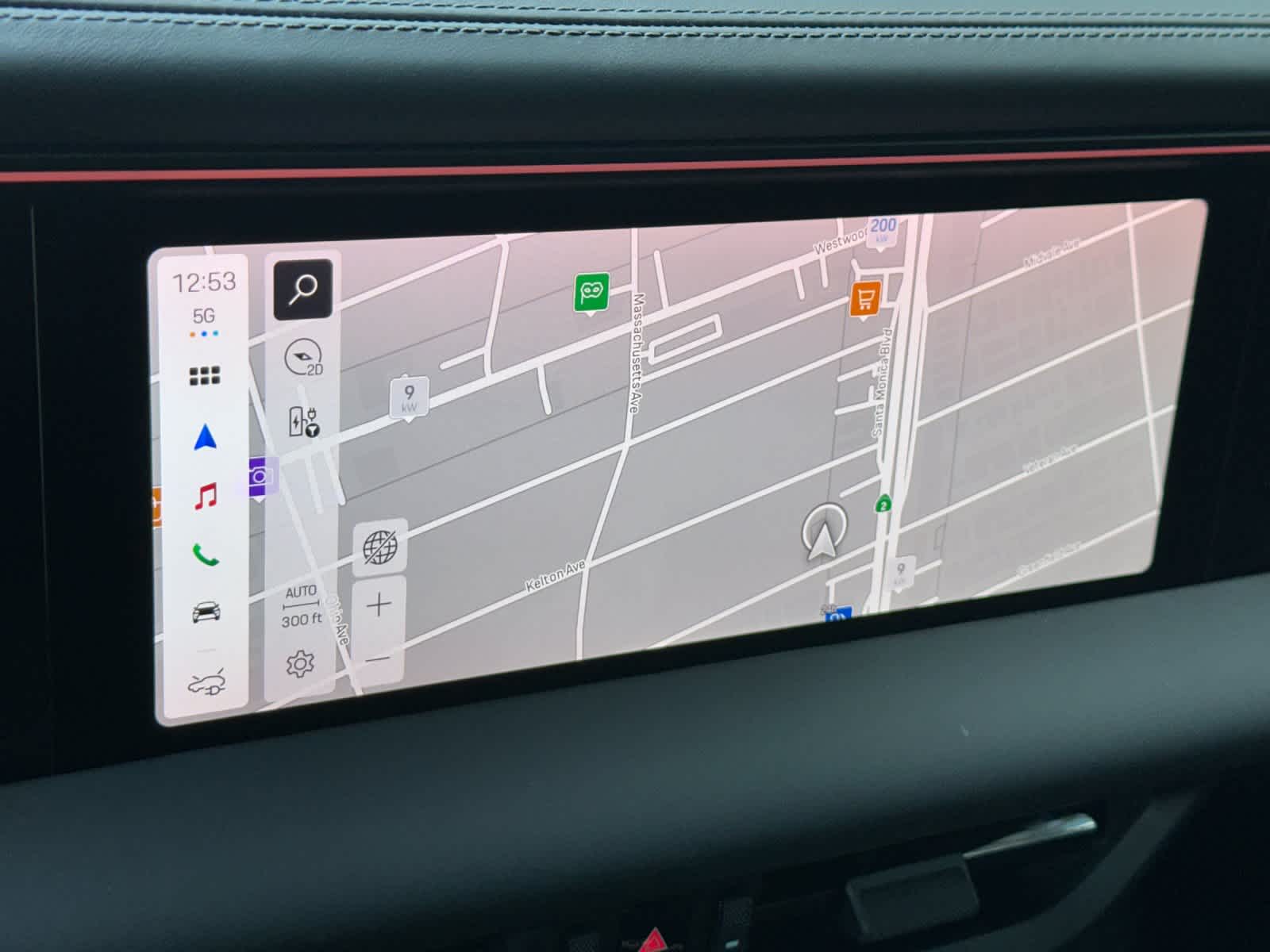 Thumbnail: 2026 Porsche Macan - 22