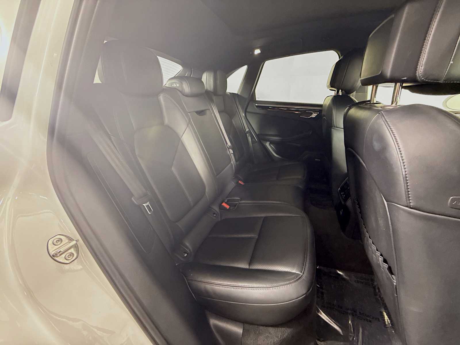 Thumbnail: 2024 Porsche Macan - 21