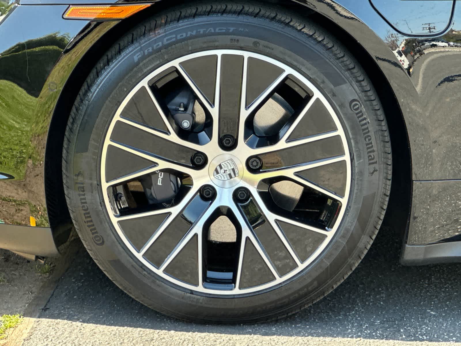 Thumbnail: 2026 Porsche Taycan - 31