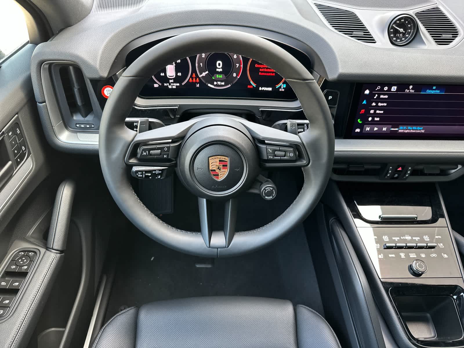 Thumbnail: 2026 Porsche Cayenne - 15