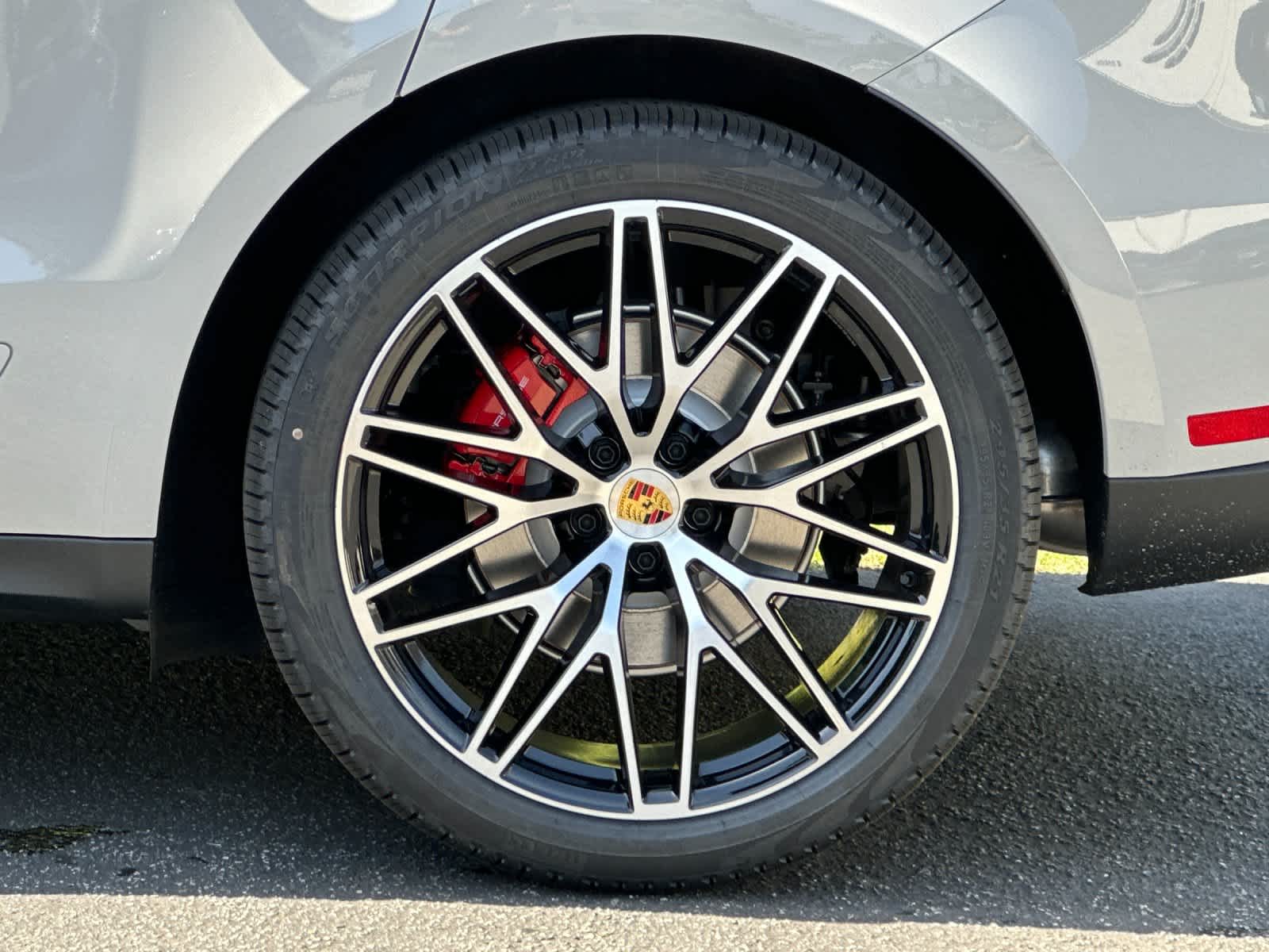 Thumbnail: 2026 Porsche Macan - 31
