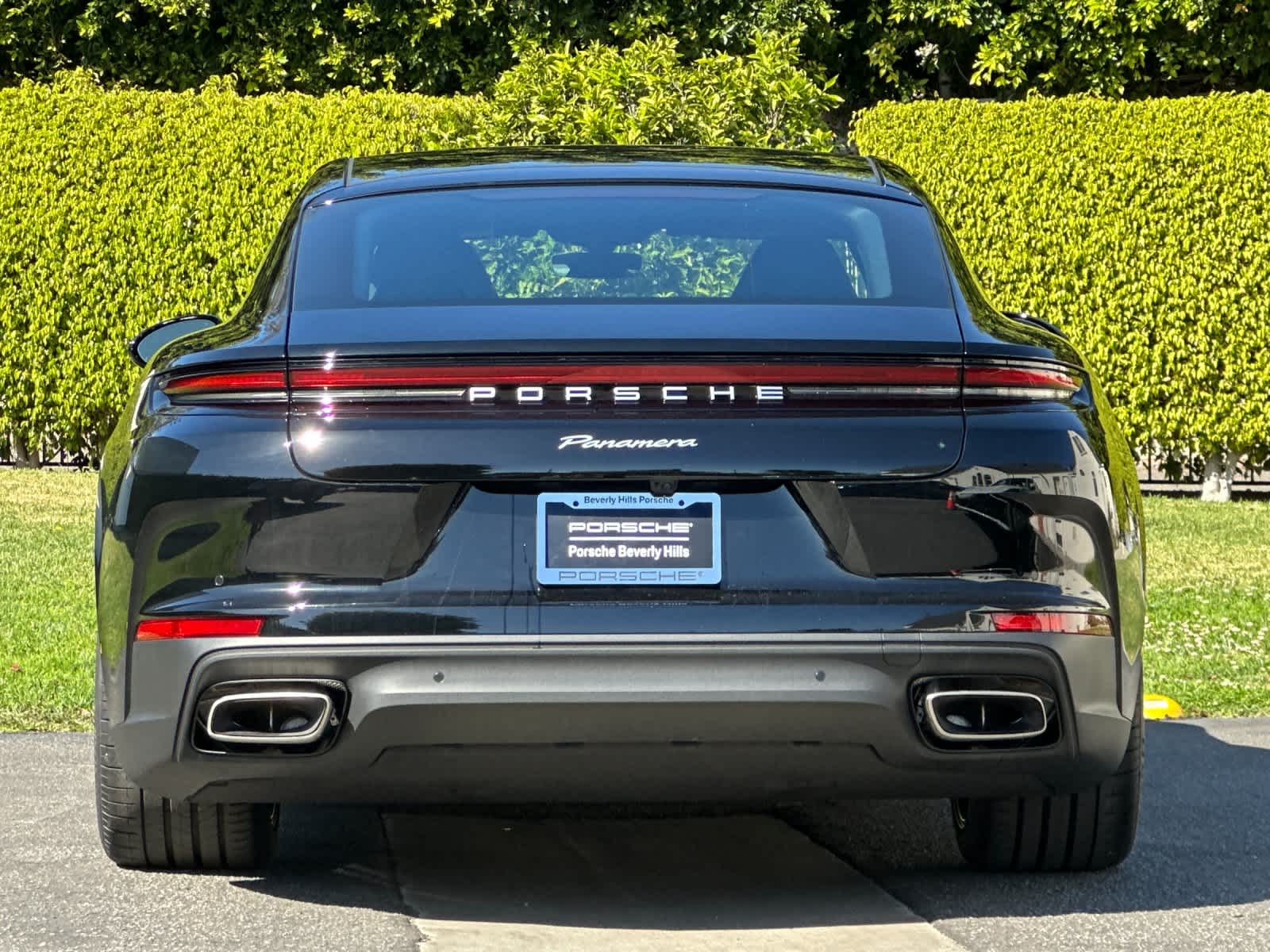 Thumbnail: 2026 Porsche Panamera - 7
