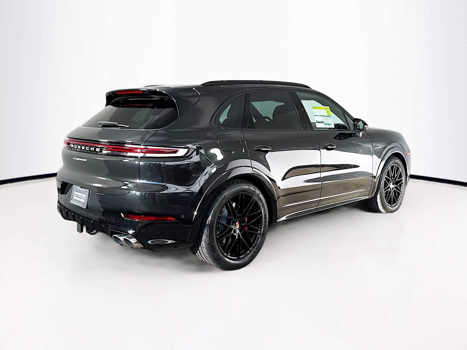 Thumbnail: 2026 Porsche Cayenne - 9
