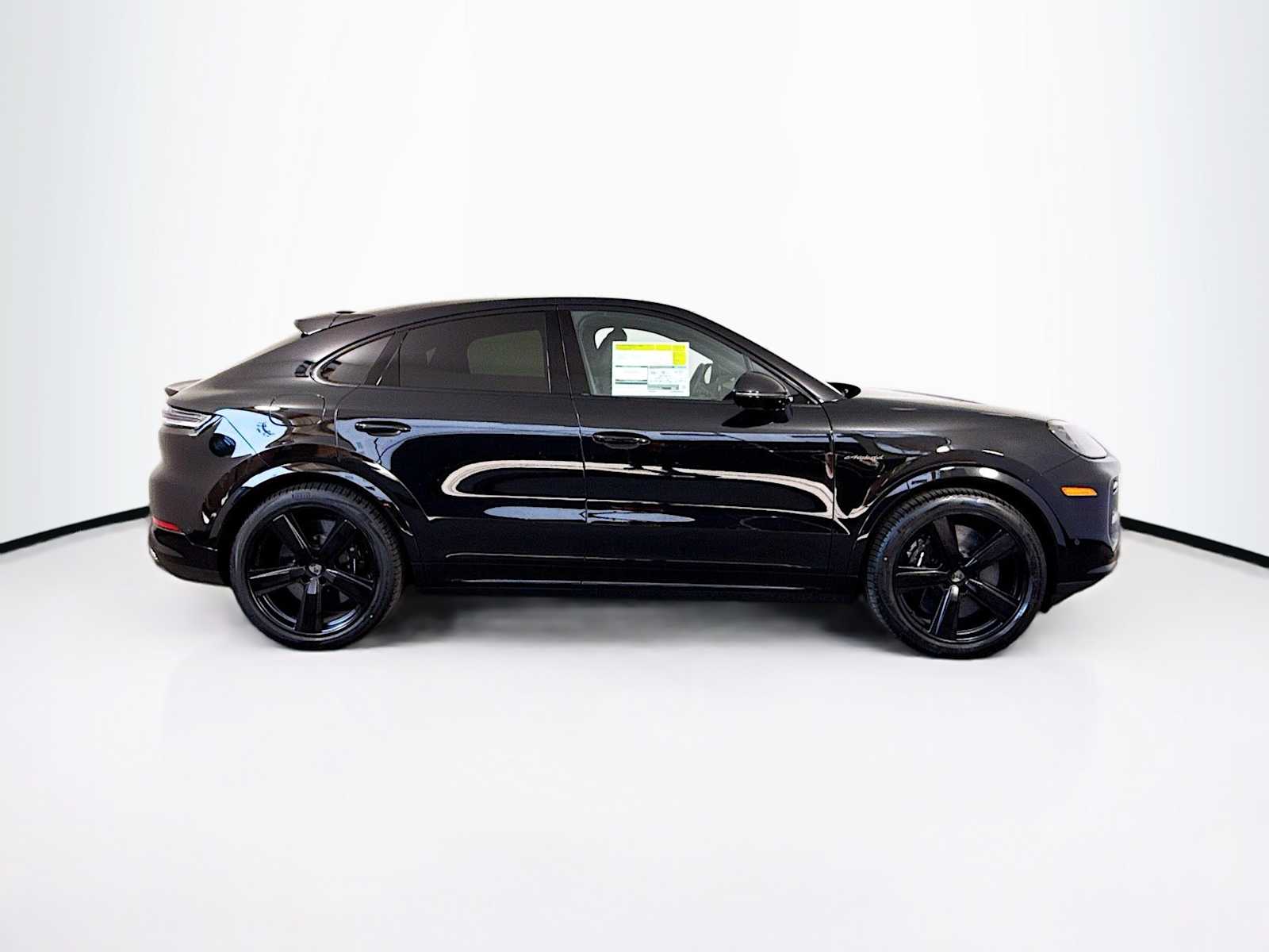 Thumbnail: 2026 Porsche Cayenne - 8