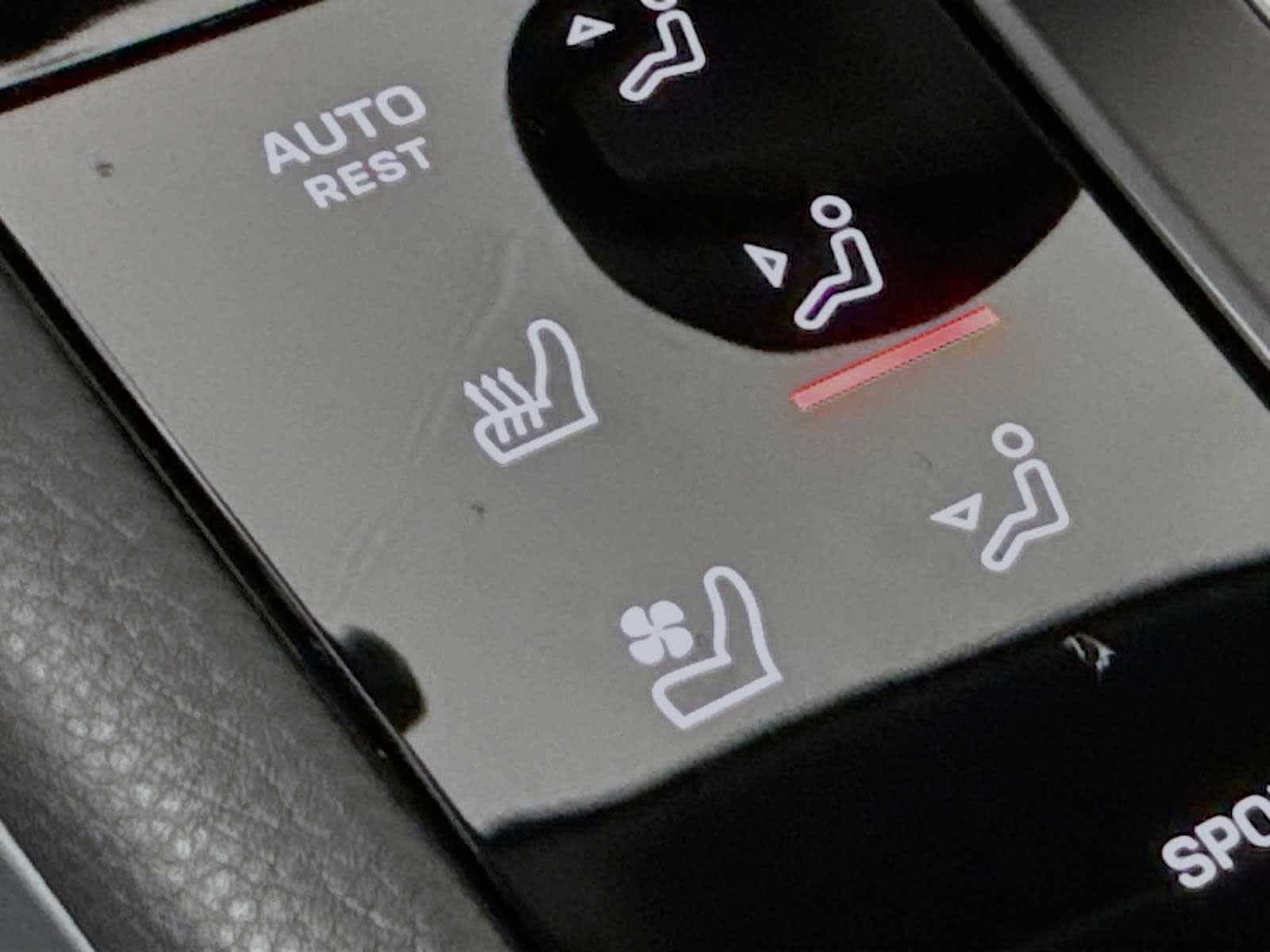 Thumbnail: 2026 Porsche Macan - 16