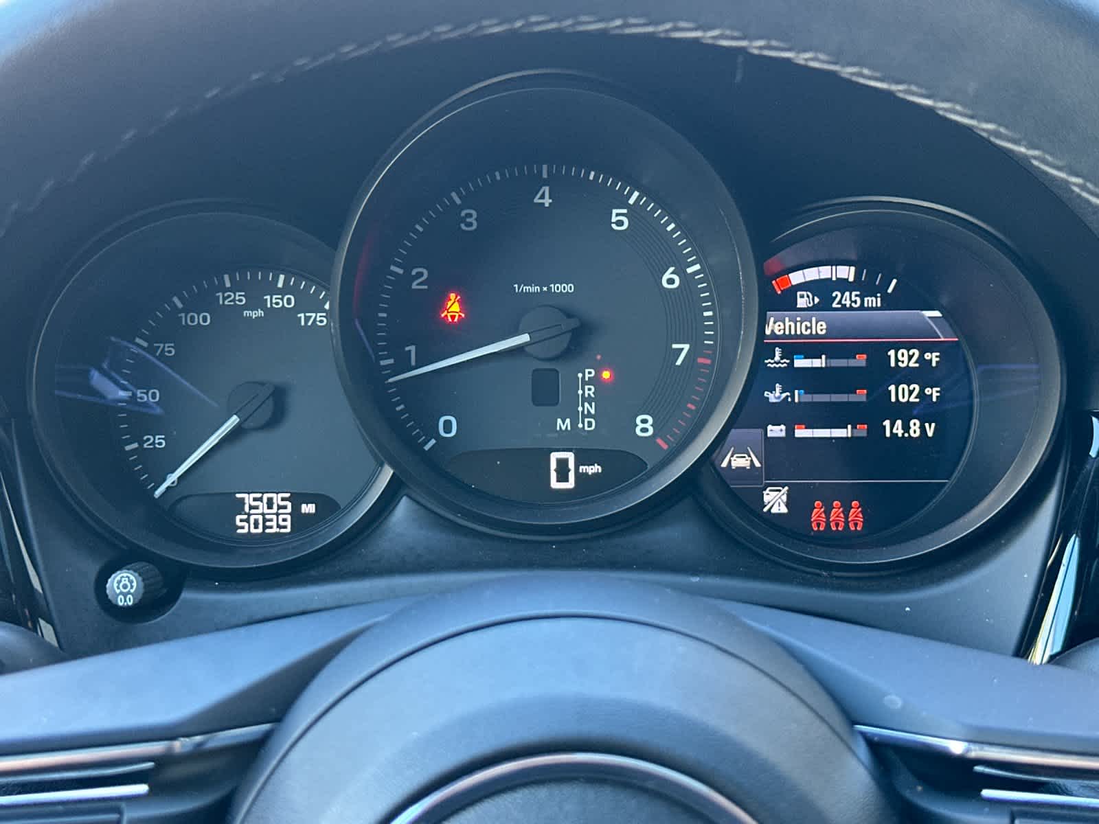 Thumbnail: 2025 Porsche Macan - 28