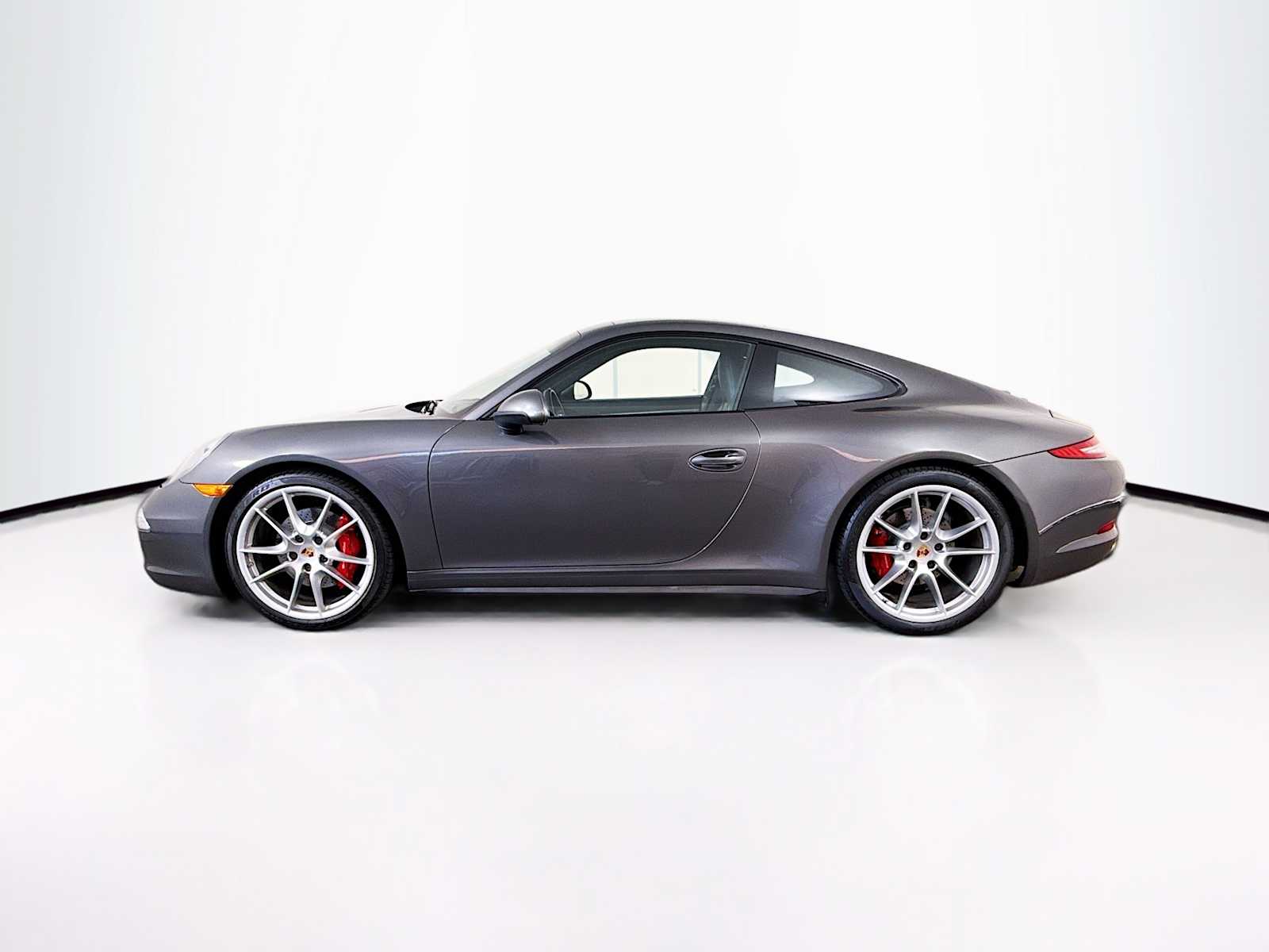 Thumbnail: 2013 Porsche 911 - 2