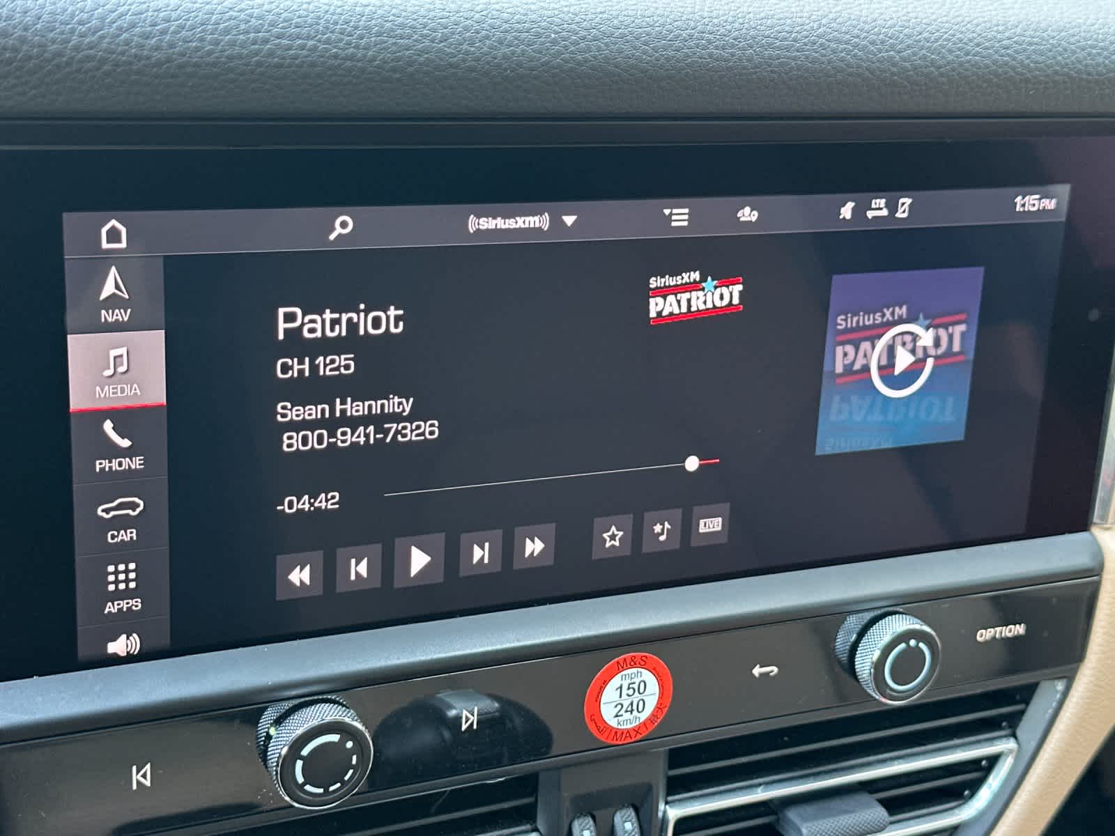 Thumbnail: 2025 Porsche Macan - 20