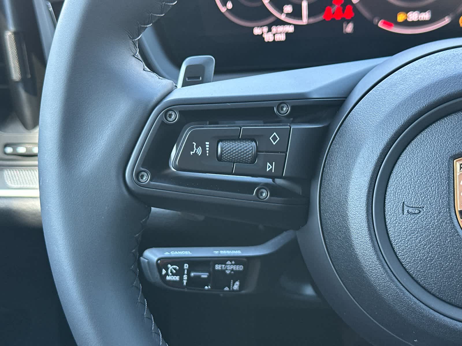 Thumbnail: 2026 Porsche Cayenne - 28