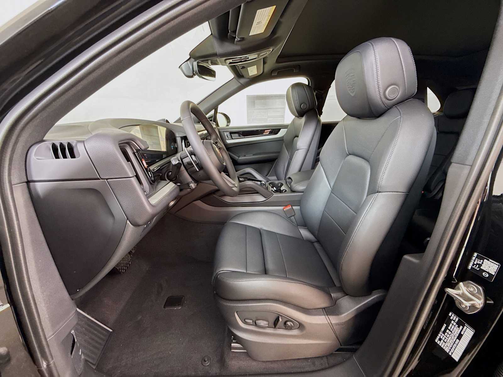 Thumbnail: 2026 Porsche Cayenne - 5