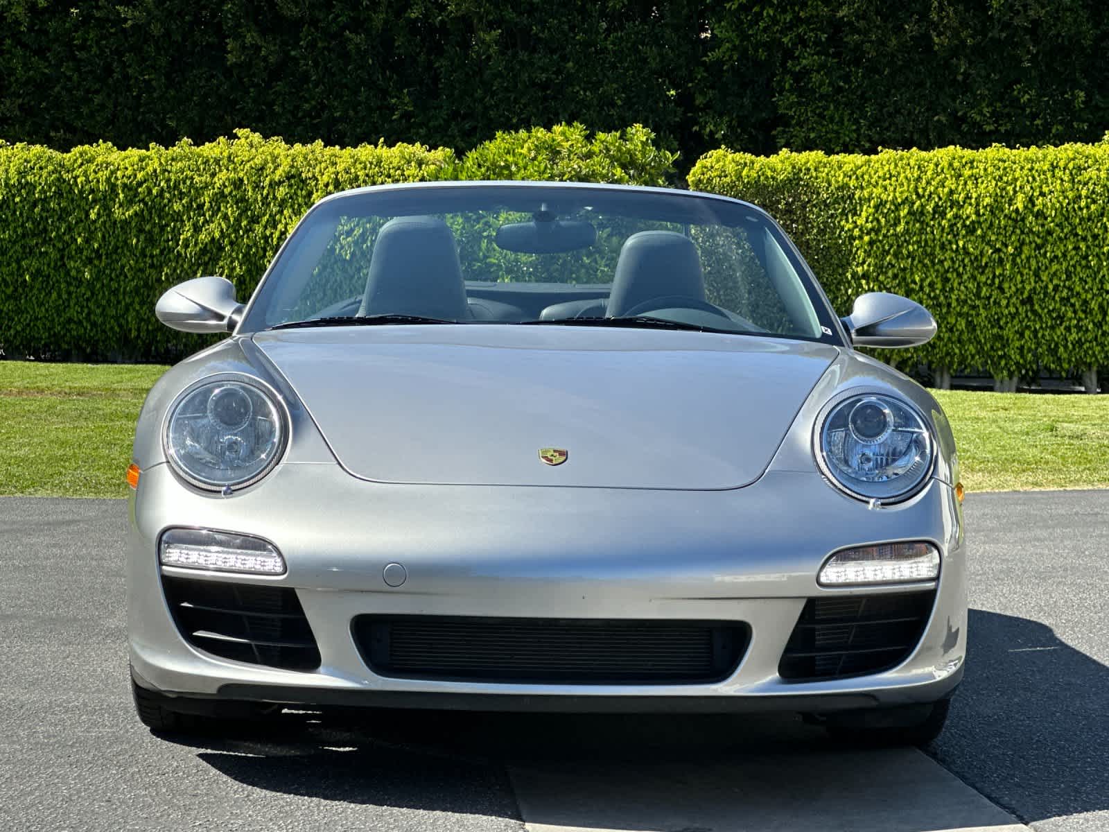 Thumbnail: 2011 Porsche 911 - 9