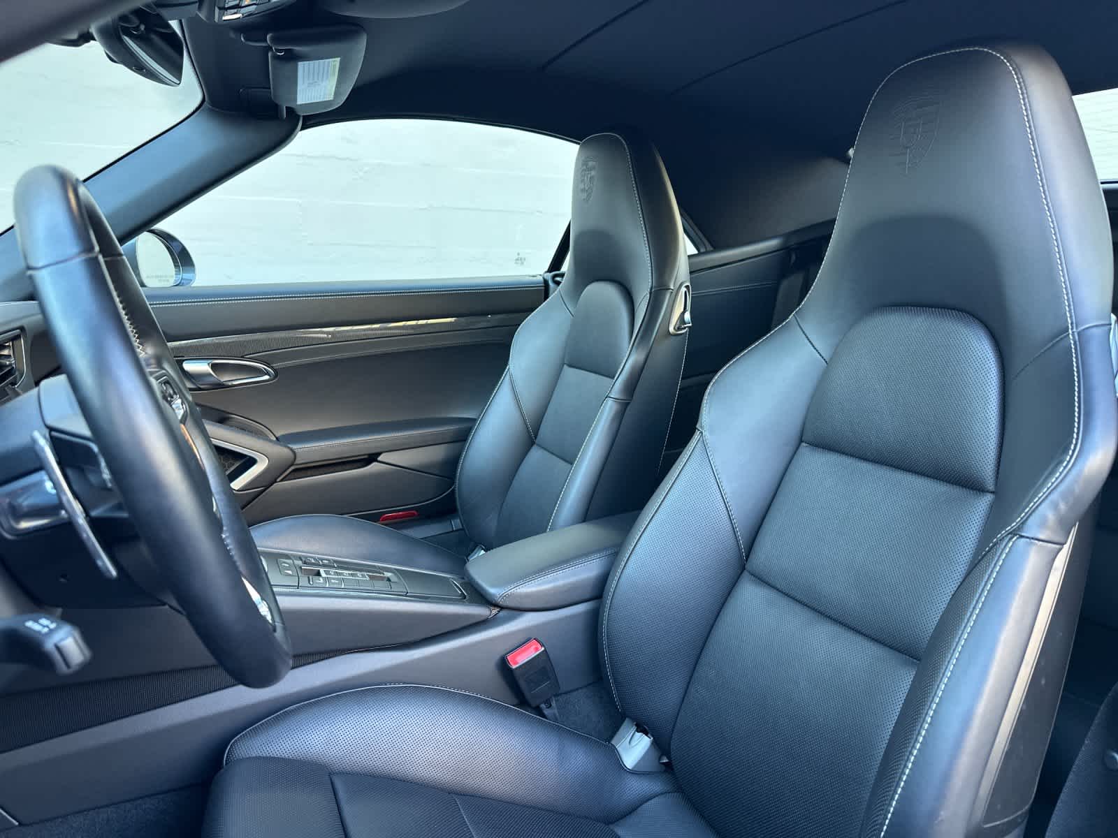 Thumbnail: 2019 Porsche 911 - 5