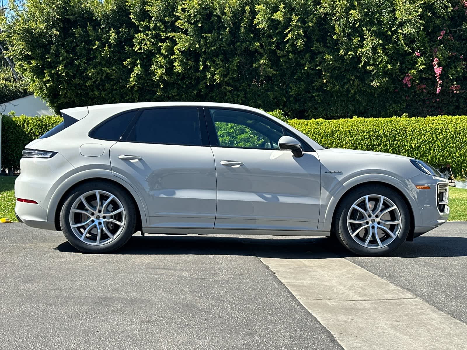 Thumbnail: 2026 Porsche Cayenne - 9