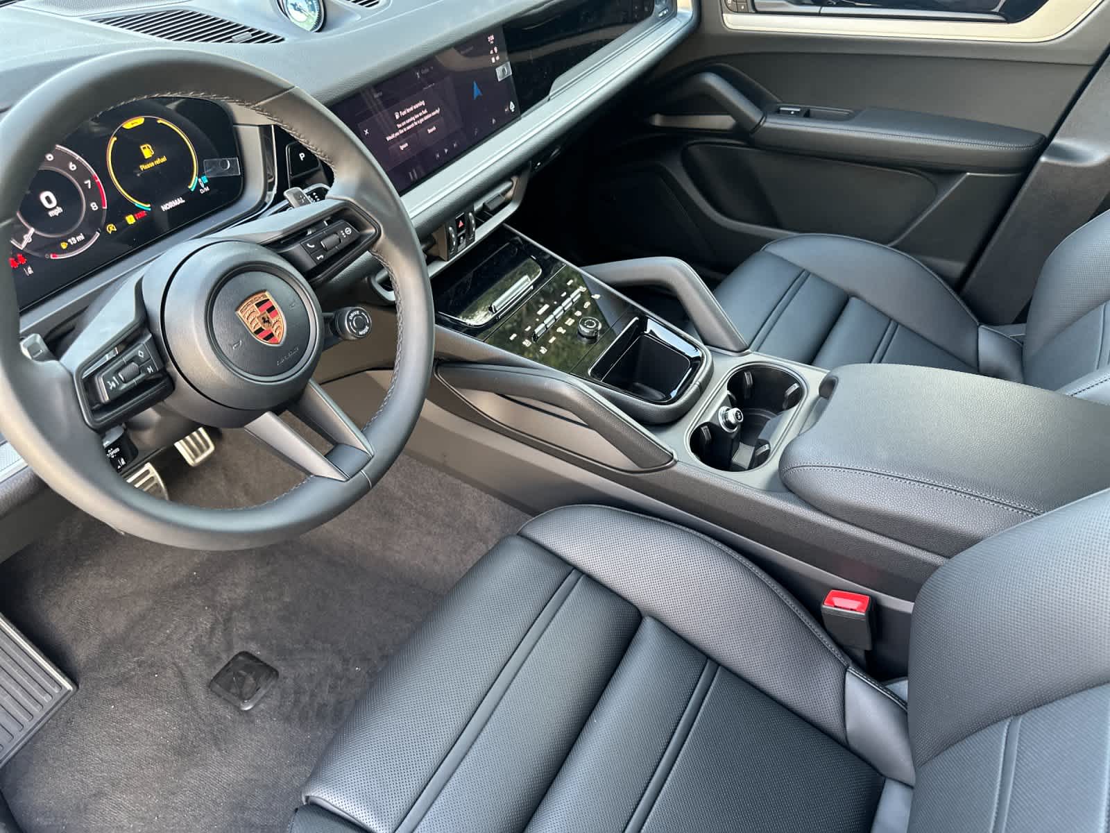 Thumbnail: 2026 Porsche Cayenne - 4