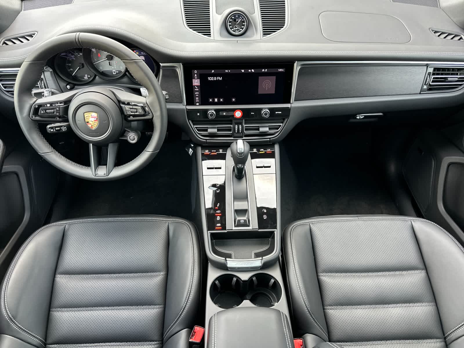 Thumbnail: 2026 Porsche Macan - 6