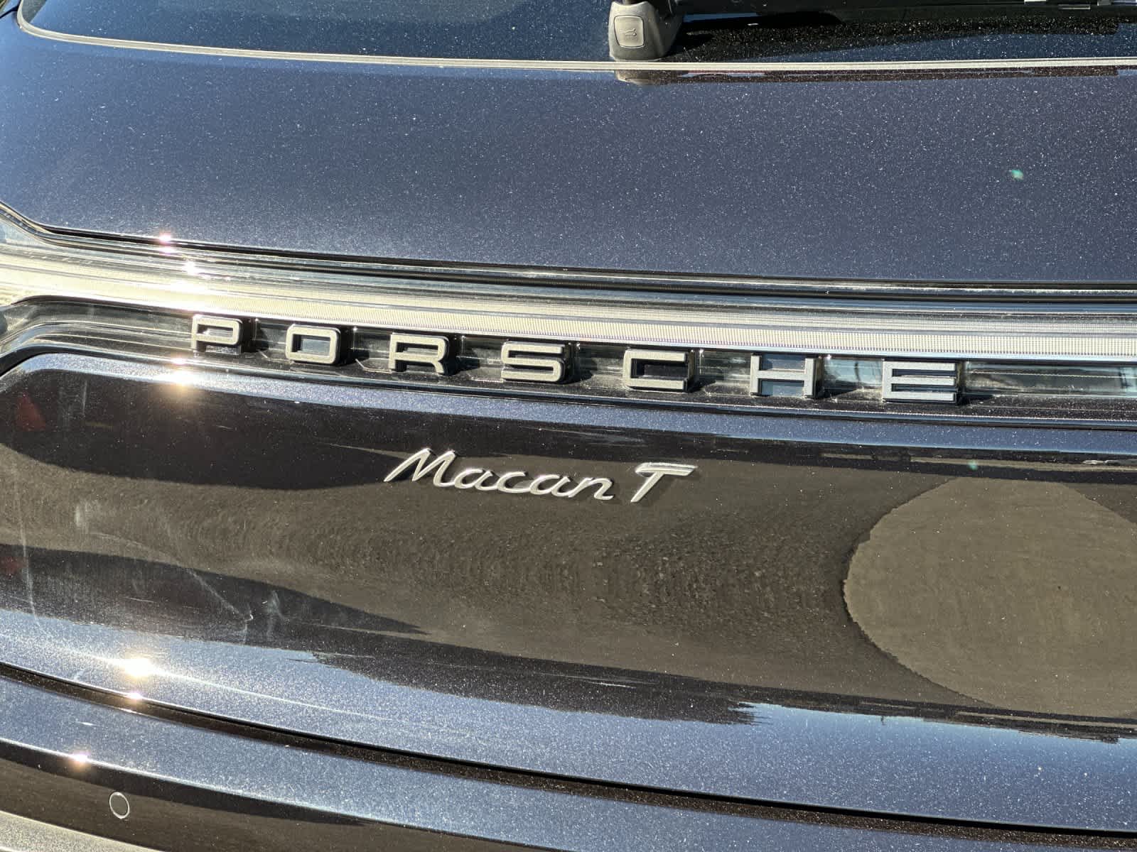 Thumbnail: 2023 Porsche Macan - 31