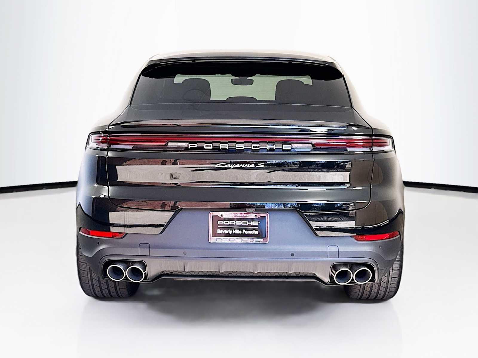 Thumbnail: 2026 Porsche Cayenne - 10