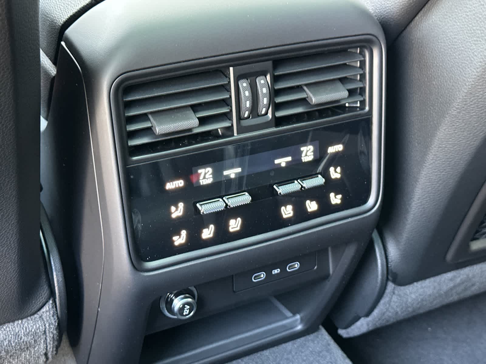 Thumbnail: 2026 Porsche Cayenne - 14