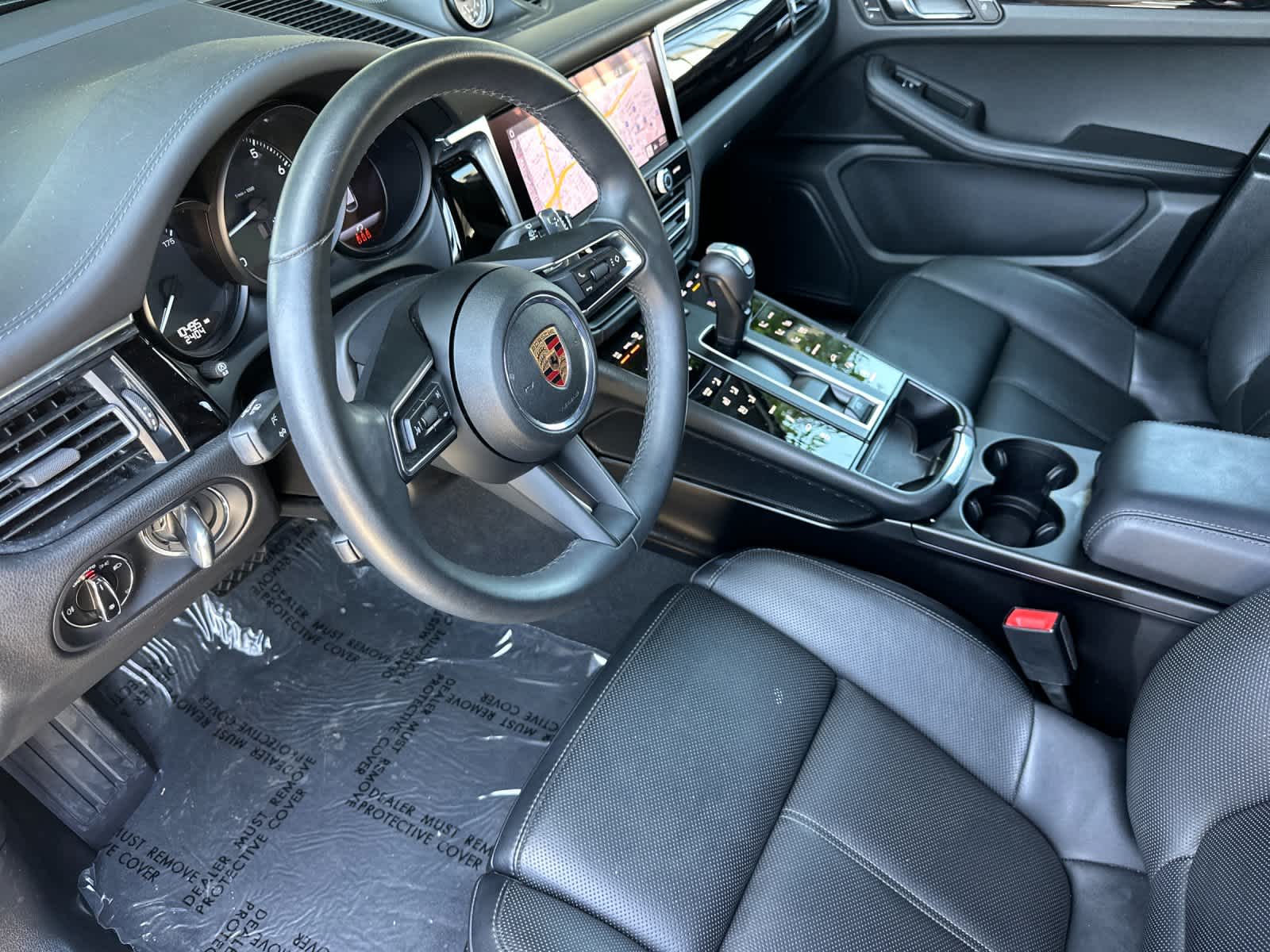Thumbnail: 2025 Porsche Macan - 4