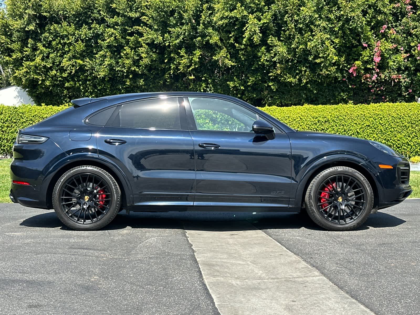 Thumbnail: 2023 Porsche Cayenne - 9