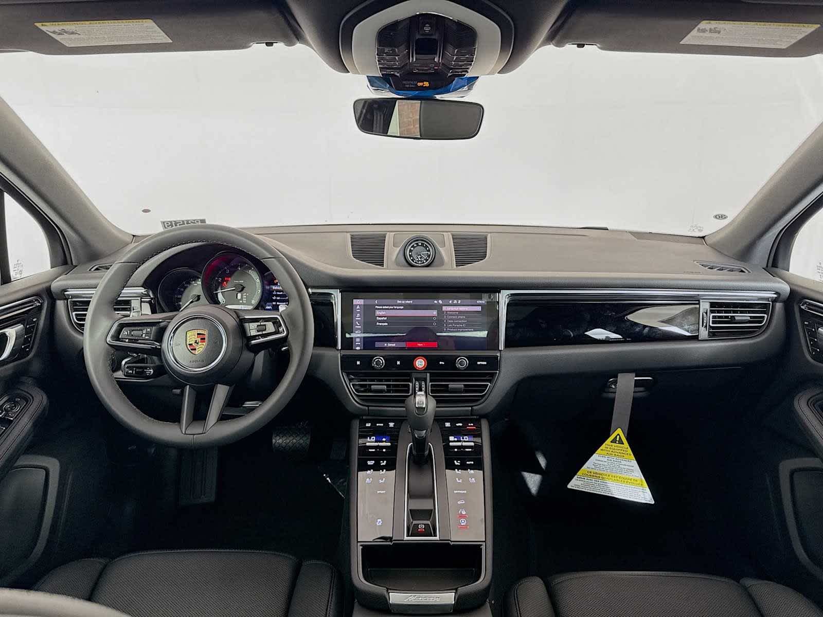 Thumbnail: 2026 Porsche Macan - 27