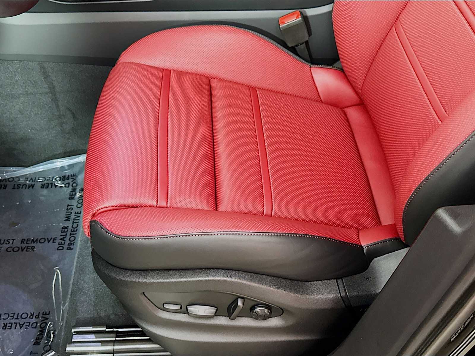 Thumbnail: 2025 Porsche Cayenne - 15