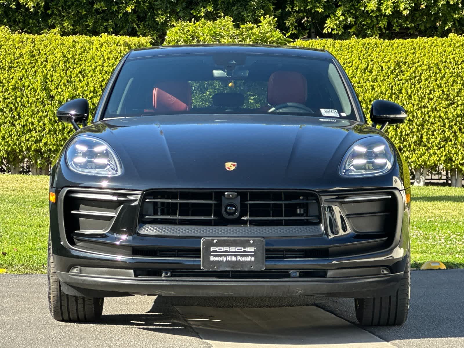 Thumbnail: 2025 Porsche Macan - 11