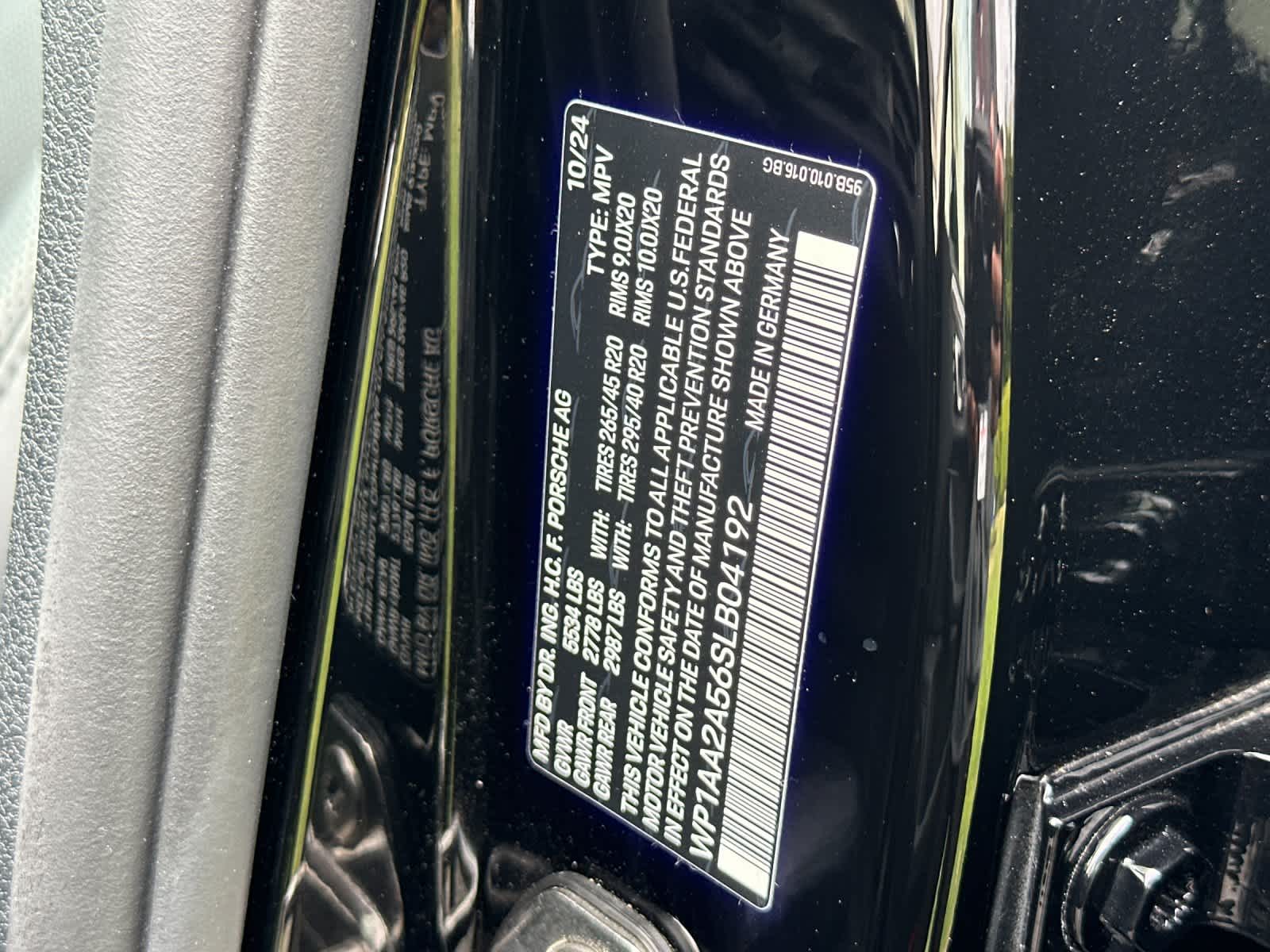 Thumbnail: 2025 Porsche Macan - 34