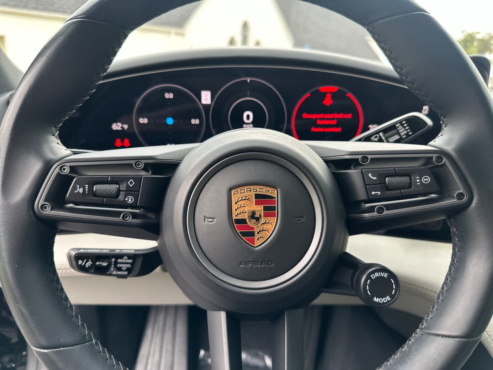 Thumbnail: 2022 Porsche Taycan - 26