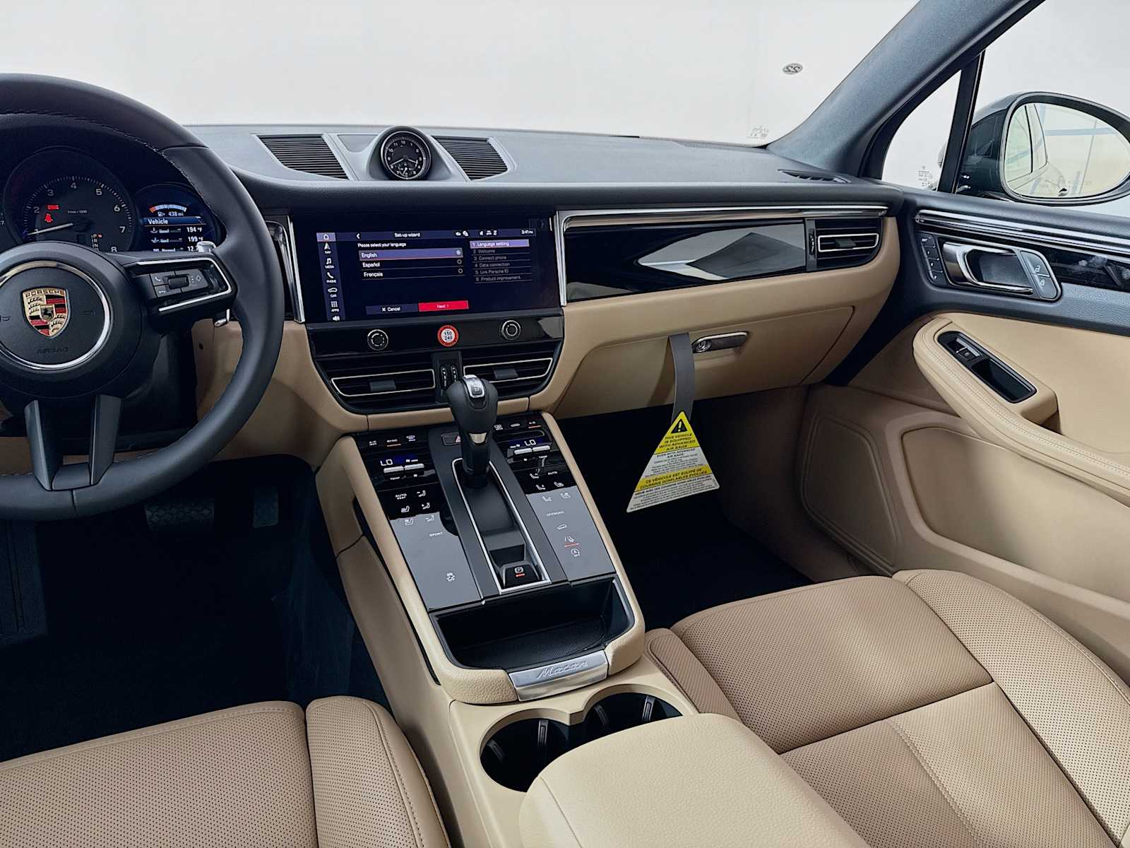 Thumbnail: 2026 Porsche Macan - 19