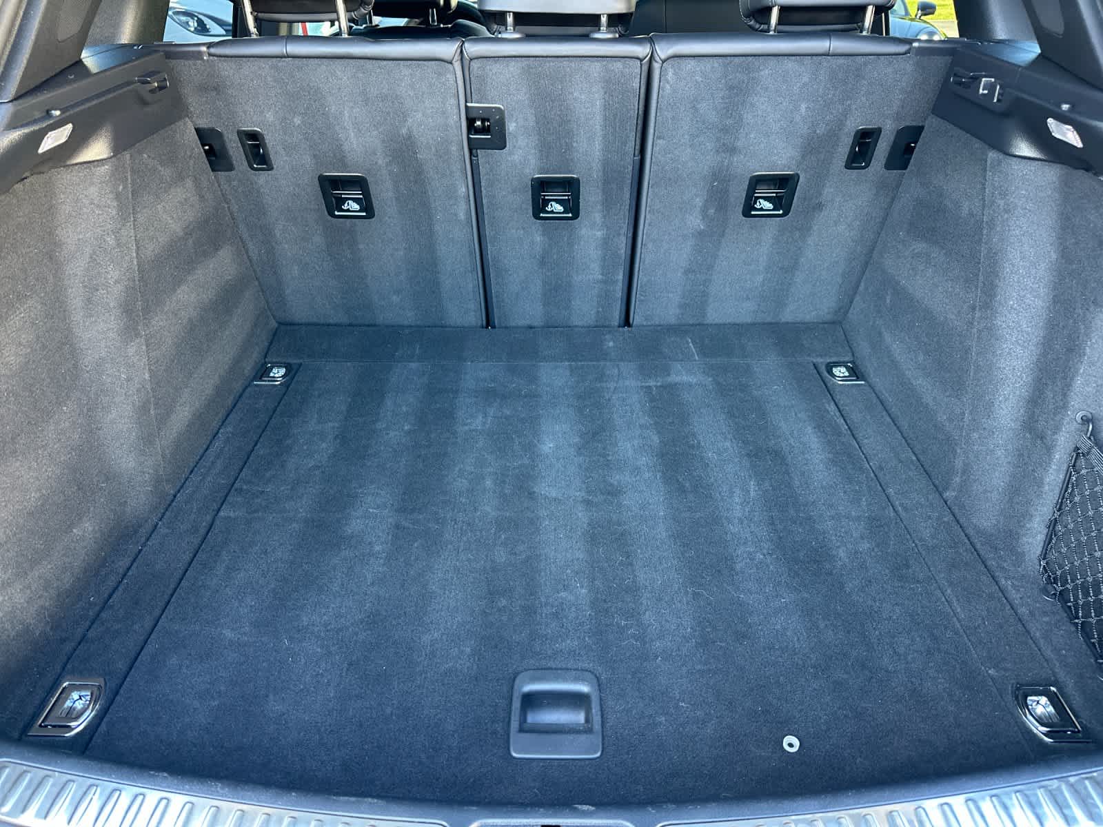 Thumbnail: 2023 Porsche Macan - 16